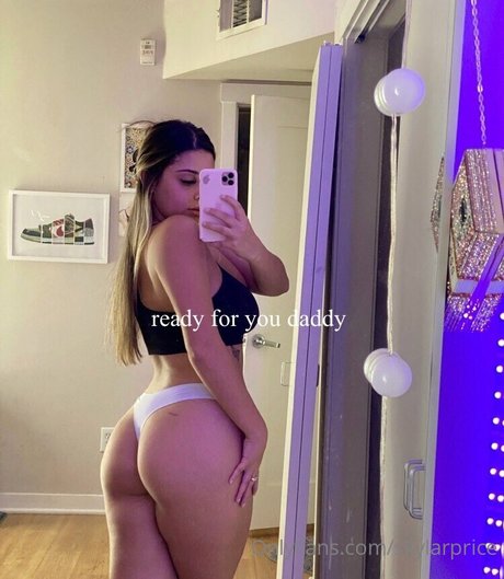 Submissive Skylar Nacktbilder auf OnlyFans