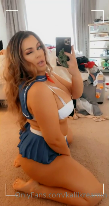 Kalli Kreamin Sexy OnlyFans