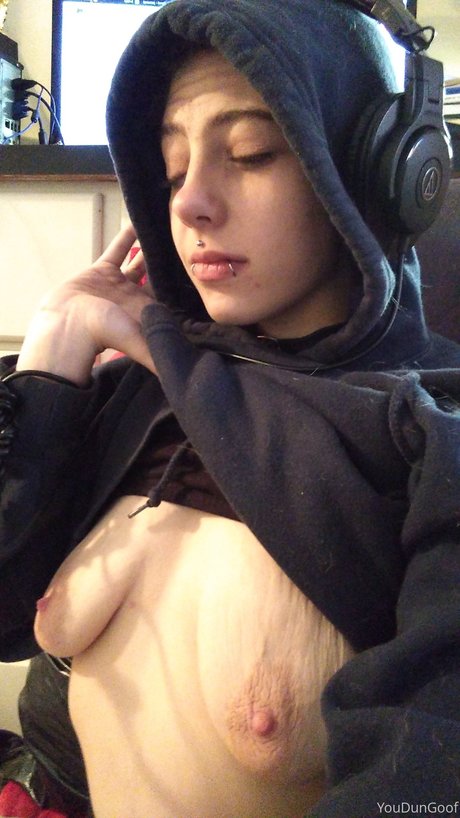 Dami Slaughter_ OnlyFans nackt