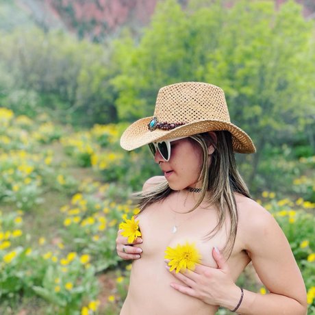 Avain the chaos OnlyFans Model Bilder