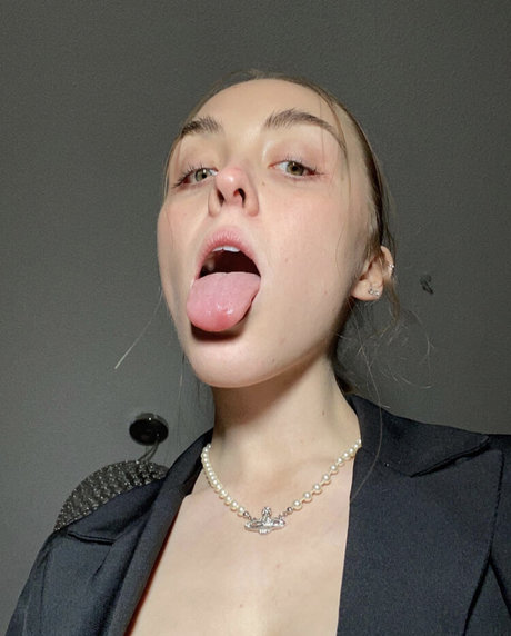 Glitter soles OnlyFans Inhalte