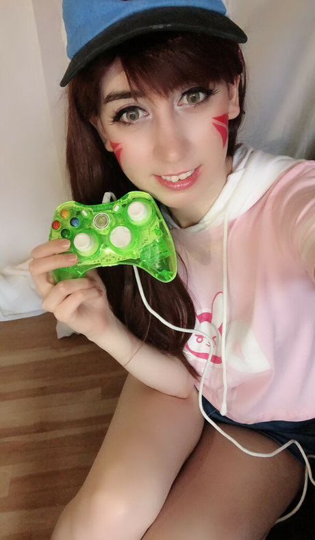 Michi Midnight OnlyFans-Model