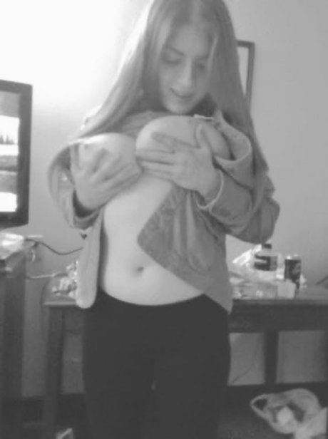 kurstea NurlyFans-Pornos