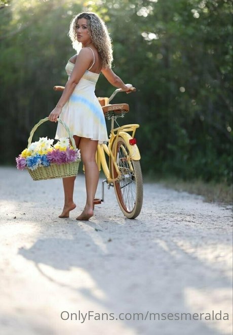 Msesmeralda OnlyFans Gratis-Inhalte