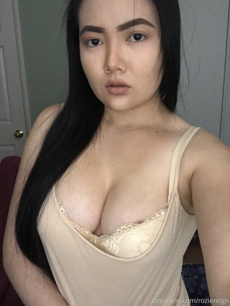 Rozie Reign XXX OnlyFans Leak