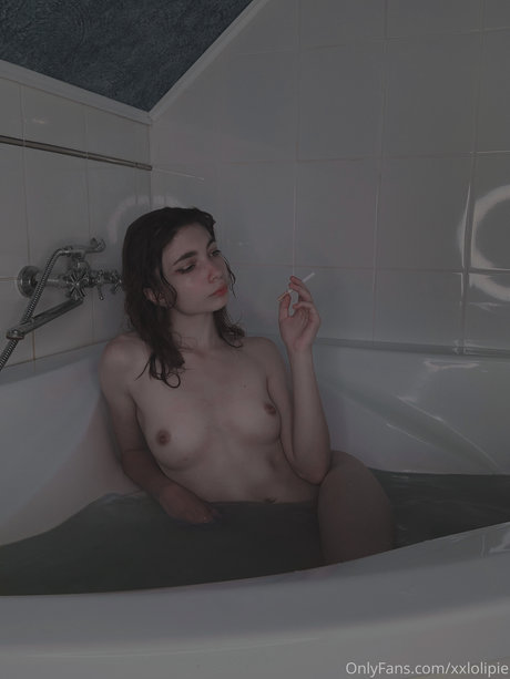 XXLOLIPIE Nacktbilder von OnlyFans