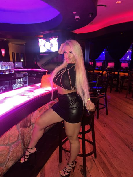 Christina Lee Sex auf OnlyFans