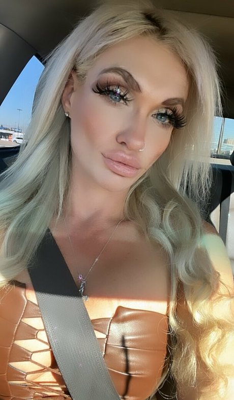 Christina Lee Nacktbilder von OnlyFans