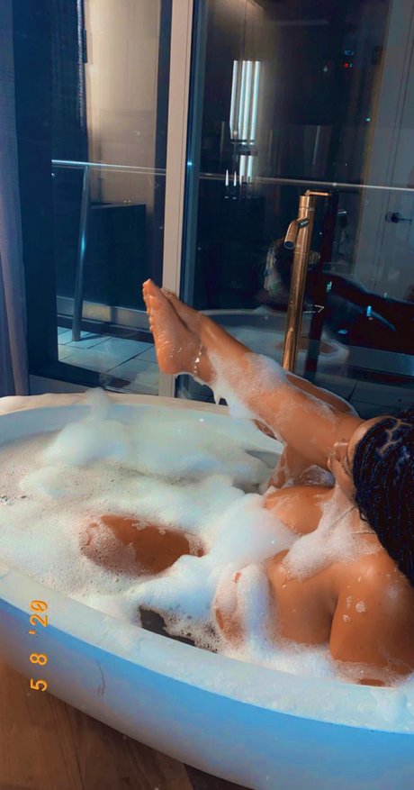 Beatrixx_ OnlyFans-Rezensionen