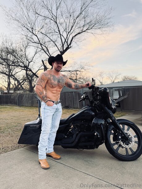 Tattedfire Nacktbilder OnlyFans geleakt