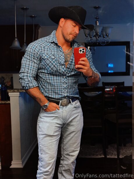 Tattedfire OnlyFans Leaks Gratis