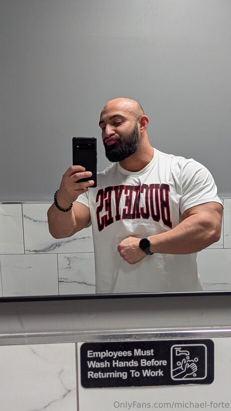 Michael Forte Nacktbilder von OnlyFans