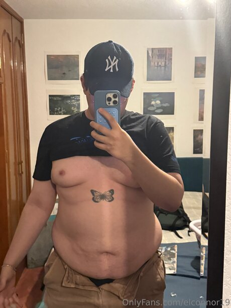 Elconnor19 OnlyFans