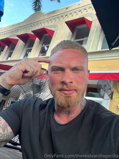 Therealvanillagorilla Leaks von OnlyFans