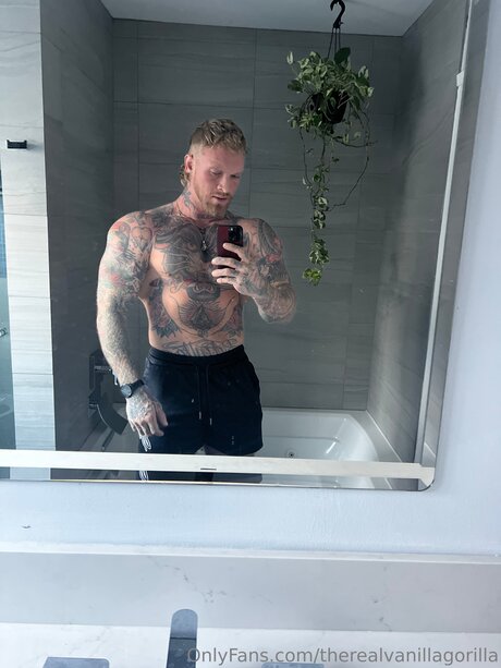 Therealvanillagorilla Nacktbilder OnlyFans geleakt