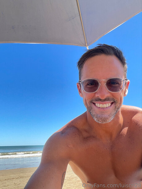 Lucri28 OnlyFans Sextape geleakt