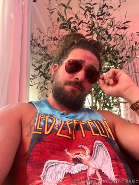 Colt Classic Kostenloses OnlyFans