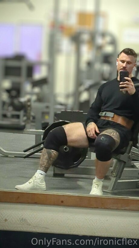 Ironicflex XXX OnlyFans