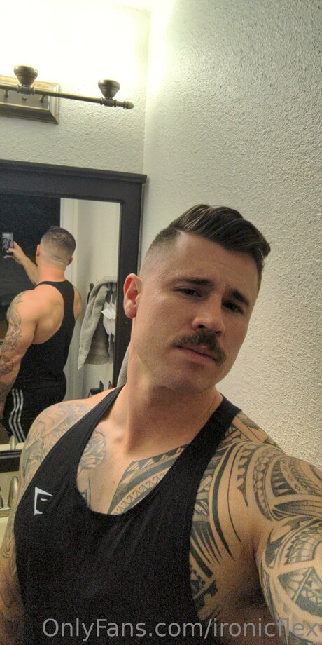 Ironicflex XXX Leak OnlyFans Leak