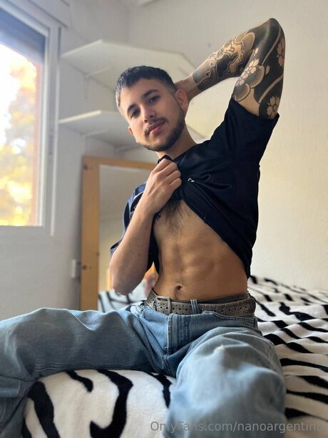 Nanoargentino Nacktbilder von OnlyFans geleakt