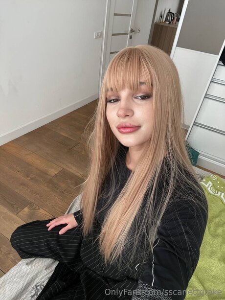 Sscarlettdrake Titten OnlyFans