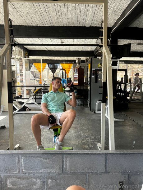 Pologale Nacktbilder OnlyFans