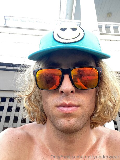 Crustyunderwear OnlyFans-Bilder