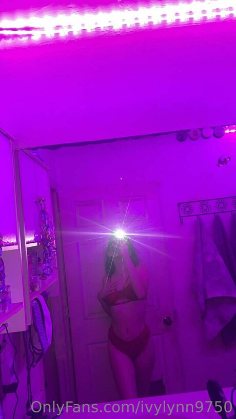 Ivylynn9750 OnlyFans gratis