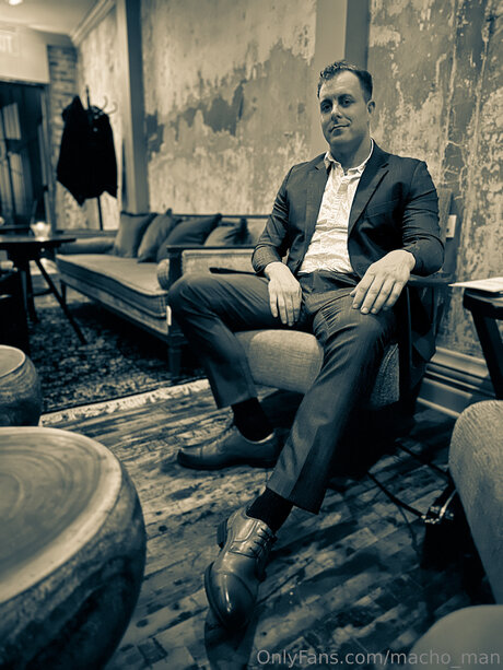 Macho Man Nacktbilder von OnlyFans geleakt