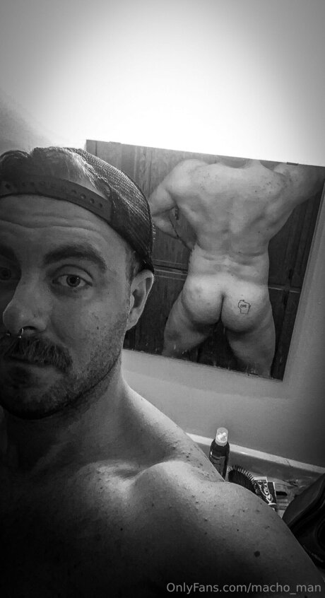 Macho Man OnlyFans Leak