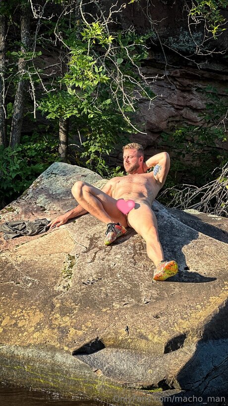 Macho Man OnlyFans Porno