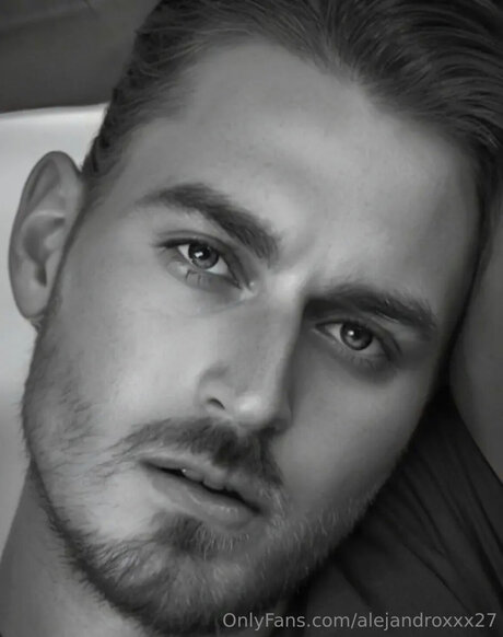 Alejandroxxx27 OnlyFans Leak