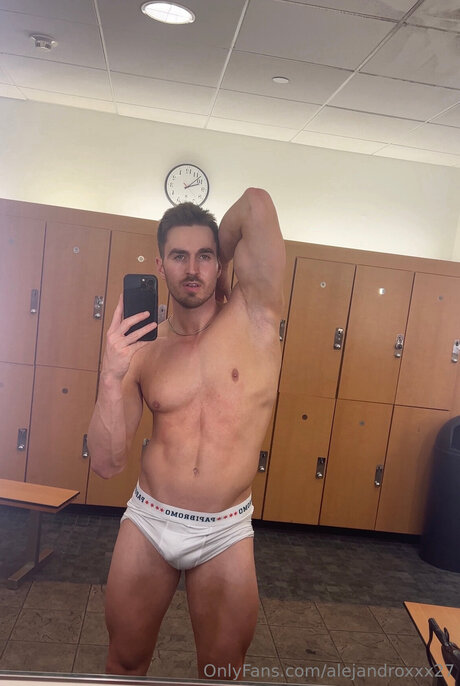 Alejandroxxx27 OnlyFans Arsch Leak