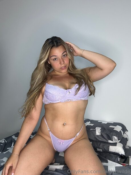 Caitlynwilde Nacktpornos auf OnlyFans