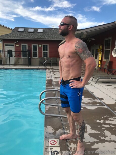 Musclemindsetfree NSFW OnlyFans