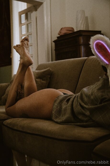 Rebe Rabbit Titten OnlyFans