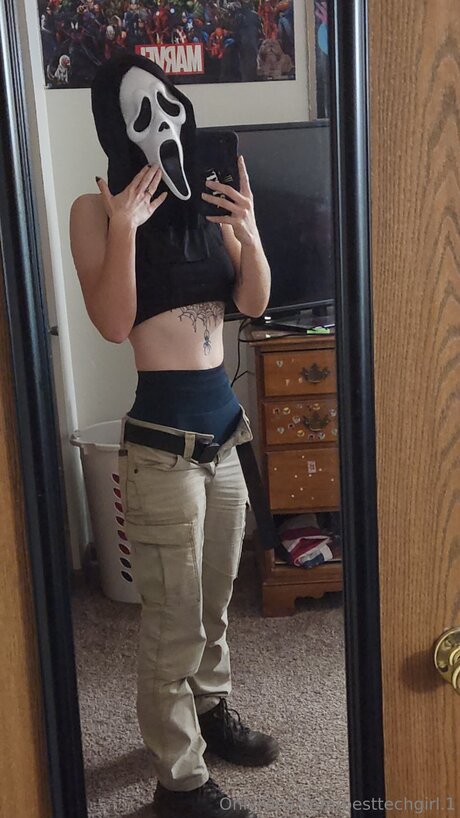 Pesttechgirl 1 OnlyFans Pornografie geleakt