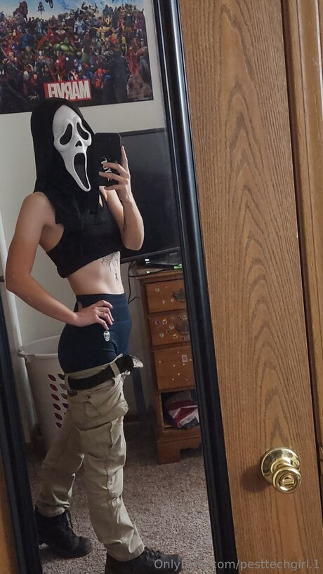Pesttechgirl 1 OnlyFans