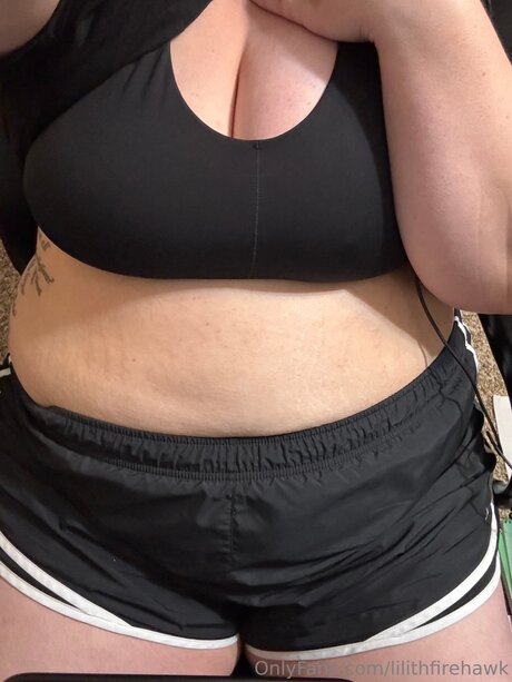 Lilithfirehawk OnlyFans Inhalte