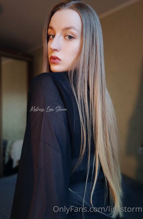 Lisastorm Nacktbilder OnlyFans