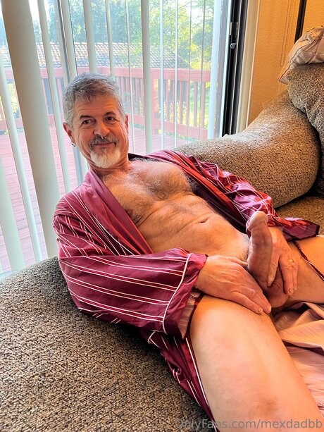 Mexdadbb Model OnlyFans Foto