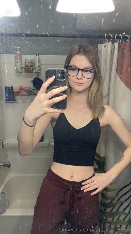 Elizarowe8383 OnlyFans-Bilder