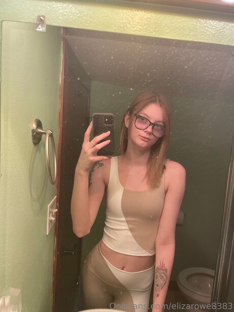 Elizarowe8383 Nacktbilder von OnlyFans geleakt