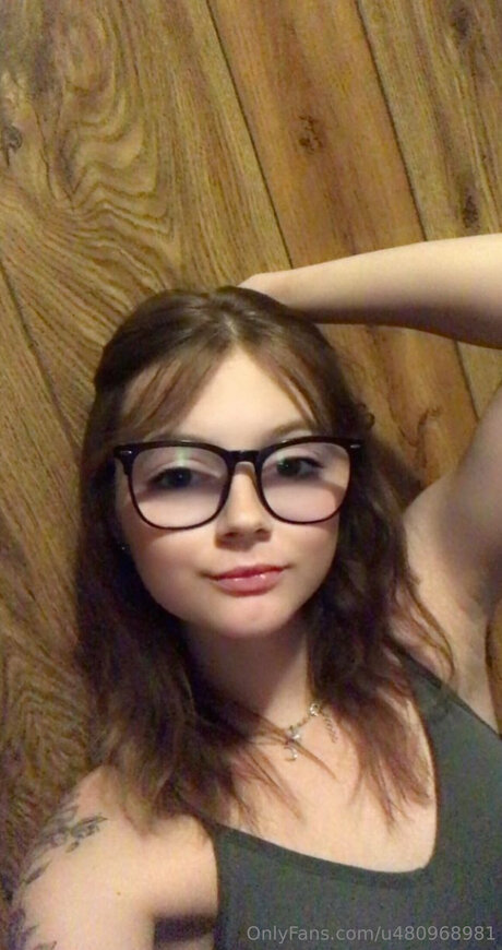 Elizarowe8383 OnlyFans geleakt