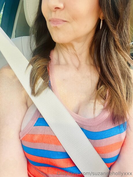 Suzannehollyxxx Leaks von Nacktbildern auf OnlyFans