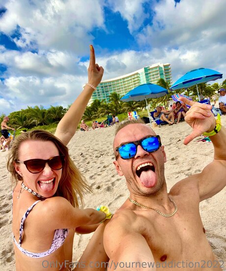 Yournewaddiction2022 NurlyFans-Pornos