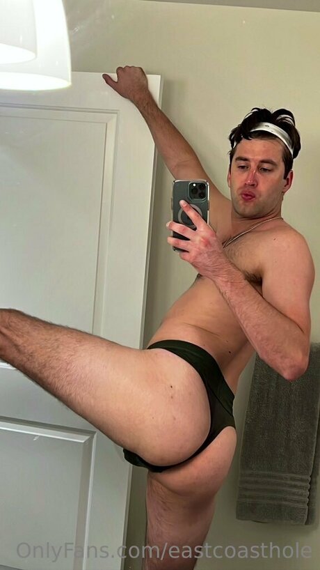 Eastcoasthole OnlyFans Striptease