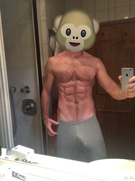 Cyber Dragon OnlyFans-Inhalte