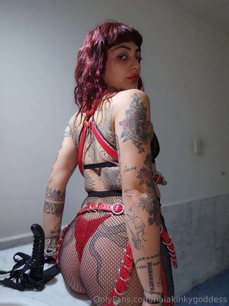 Naiakinkygoddess OnlyFans geleakter Pornografie