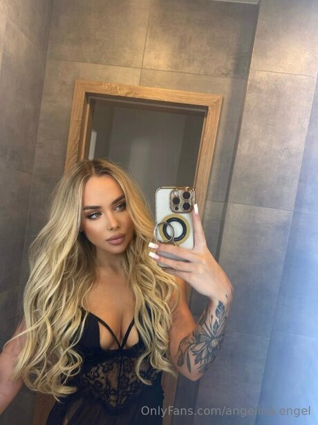 Angelina Engel Nacktbilder von OnlyFans